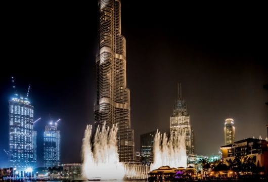 Burj Khalifa & Fountain bei Nacht