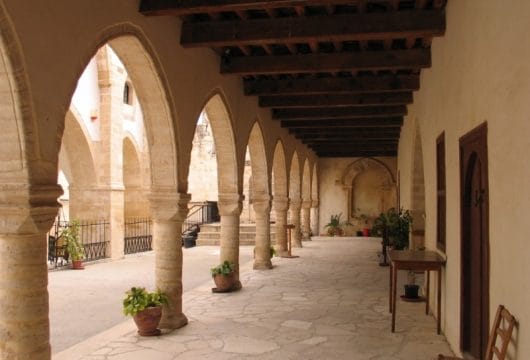 zypern-limasol-omodos holly monastery