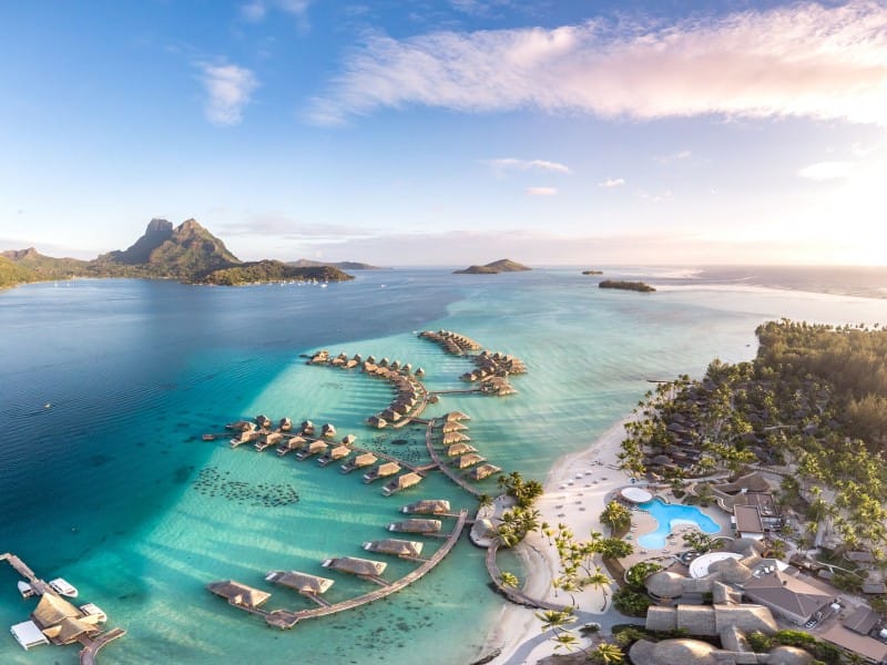 Le Bora Bora by Pearl Franz.Pol.