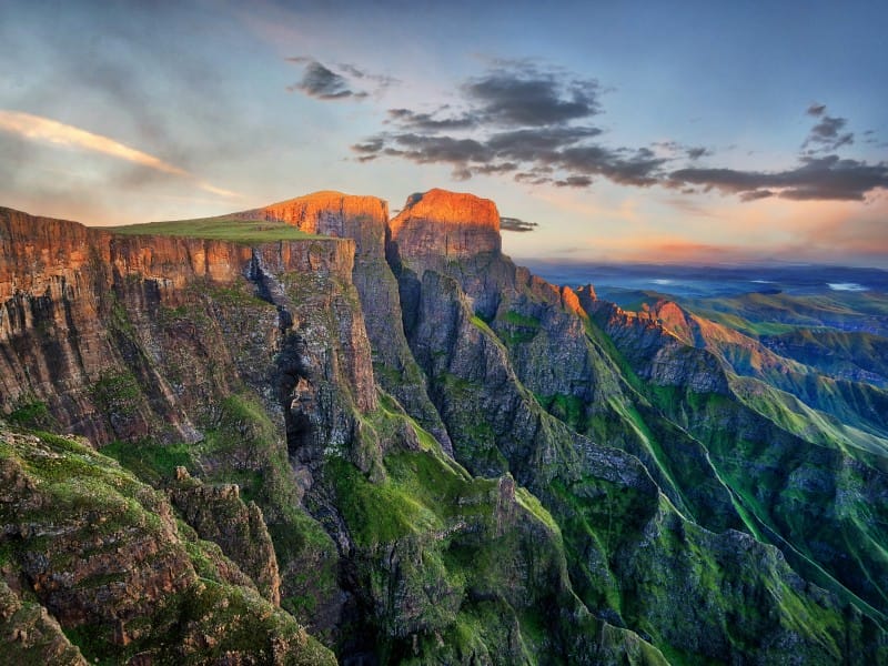 Südafrika_Drakensberge_Amphitheater_shut