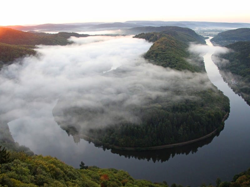 Saarschleife im Nebel