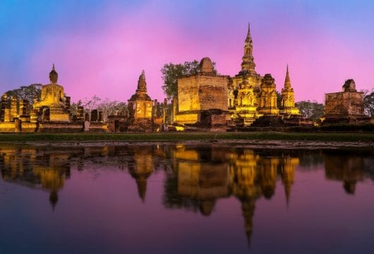 Ayutthaya erleuchtet