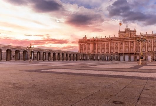 Palacio Royal bei Sonnenuntergang