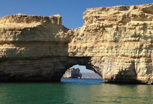 Loch im Felsen Oman