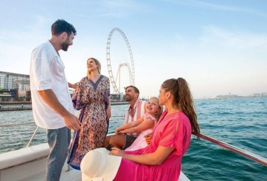 Yacht Tour in Dubai
