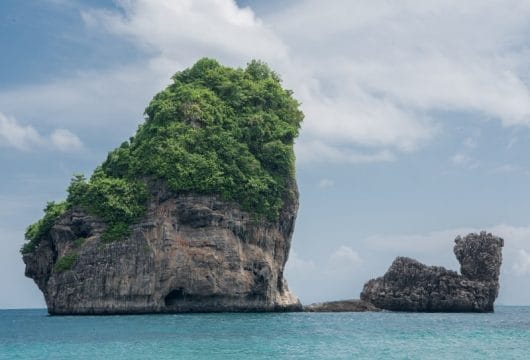 Felsen der Phi Phi Inseln