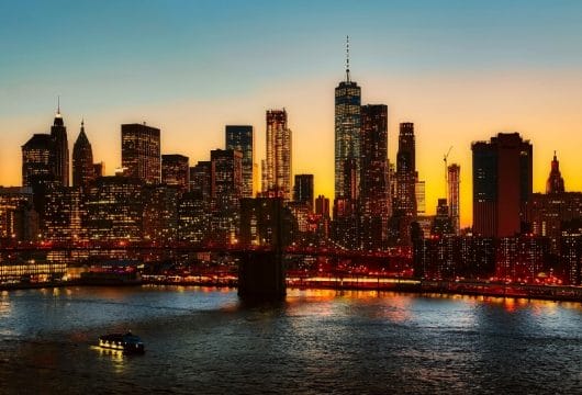 New York City Skyline am Abend