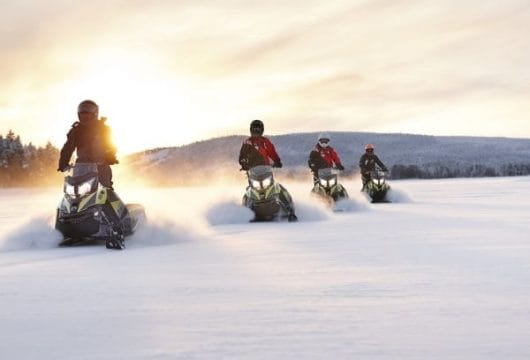 Lappland_Schneemobiltour