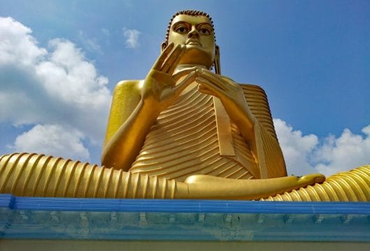 Goldener Buddha, Tempel von Dambulla