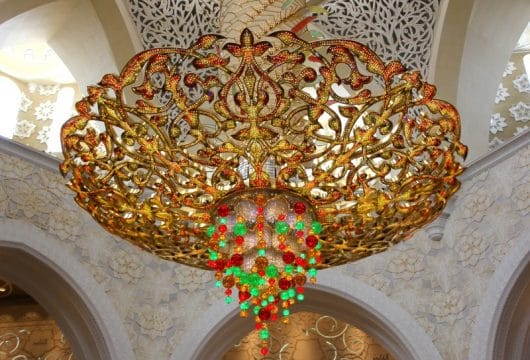 Kronleuchter in der Scheich Zayid Mosche