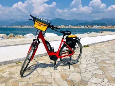 Toskanische Küste, Fahrrad am Meer