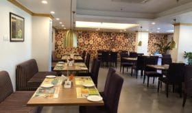 Lemon Tree Hotel Gangtok - Restaurant