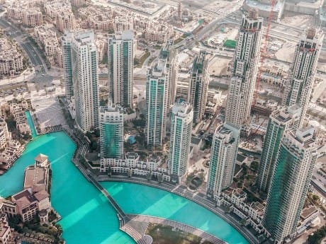 vae-dubai-burj-khalifa-aerial-view