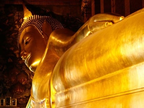 Liegender Buddha im Wat Pho in Bangkok