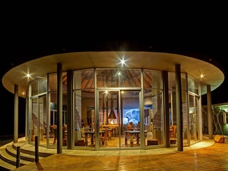 Verlängerung N/a'an ku se Lodge (AE005)