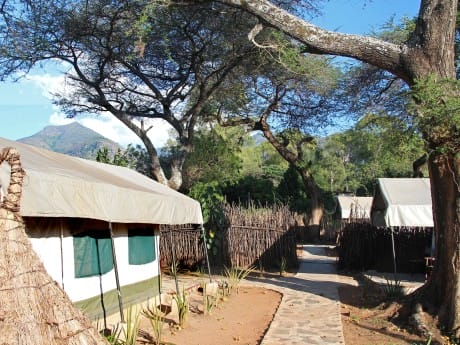 Uganda_Across Africa-Kara-Tunga Safari C