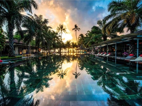 Pool im Segara Village Hotel