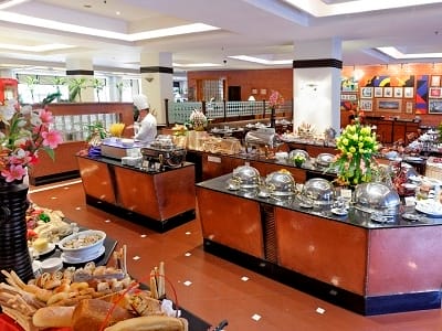Radisson_breakfast