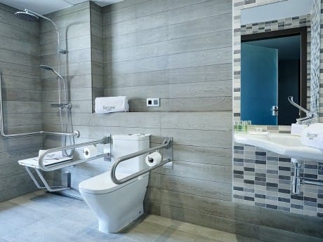 Beispielbadezimmer im Gran Luna Granada