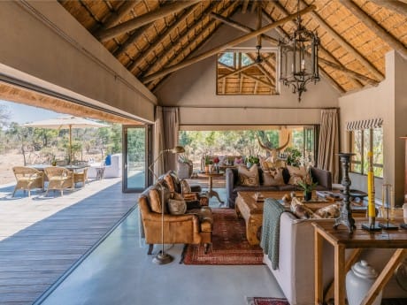 Entspannen in der Siviti Safari Lodge