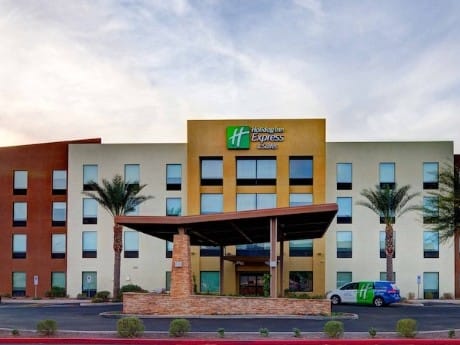 Holiday Inn Express & Suites - exterior