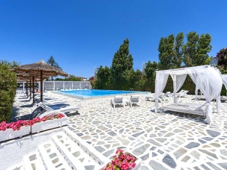 griechenland-paros-hotel narges-pool are