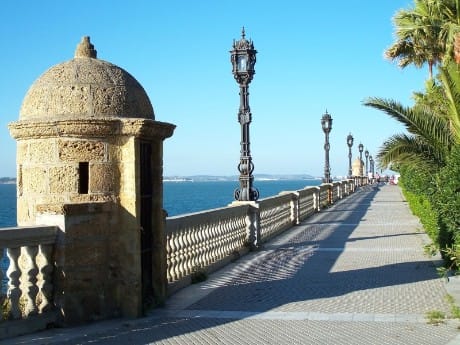 Promenade in Cadiz, Spanien