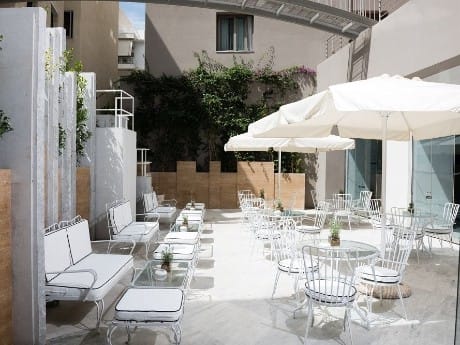 Kreta Aquila Atlantis Innenhof