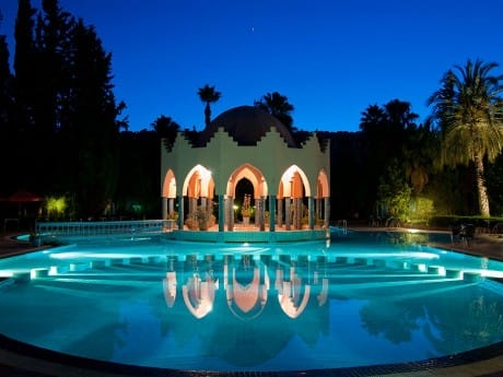 Beni-Mellal, Hotel Tazerkount, Pool