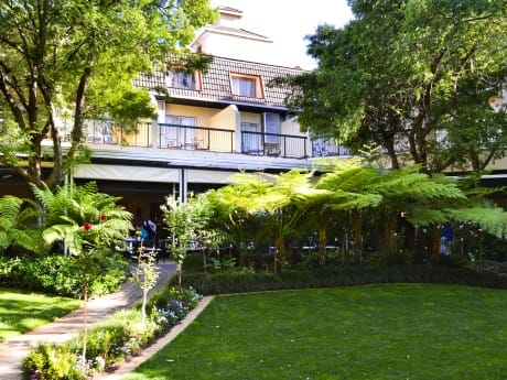 Protea Hotel Balalaika Sandton_Colony Te