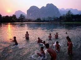 Baden in Laos
