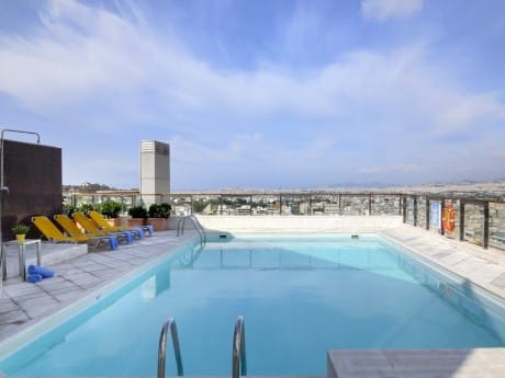 Hotel Dorian Inn, Pool