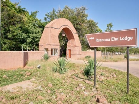 Ruacana Eha Lodge 