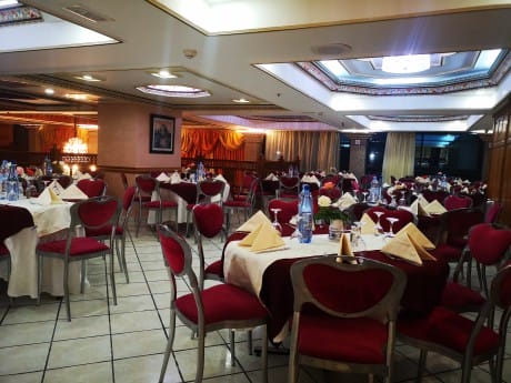 Hotel Majlis, Restaurant