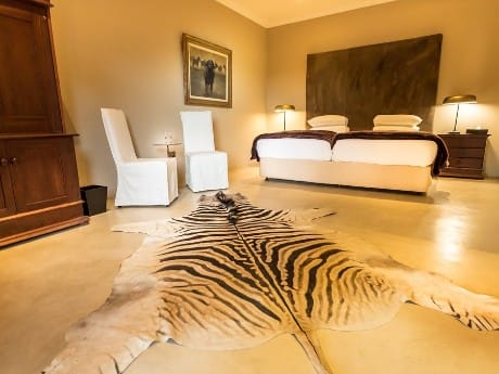 Bagatelle Kalahari Game Ranch Zimmer