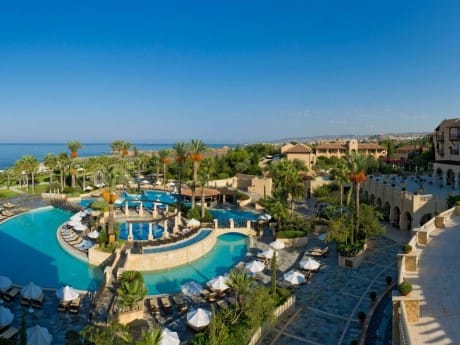 Elysium Hotel mit Pool