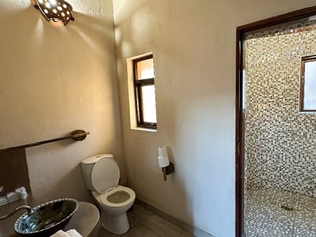 Sunway Botswana Goo-Moremi Bruce Taylor-