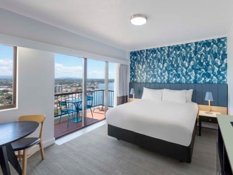 Vibe Hotel Gold Coast_Deluxe View Room