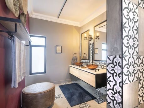 Etosha King Nehale Lodge Bad 