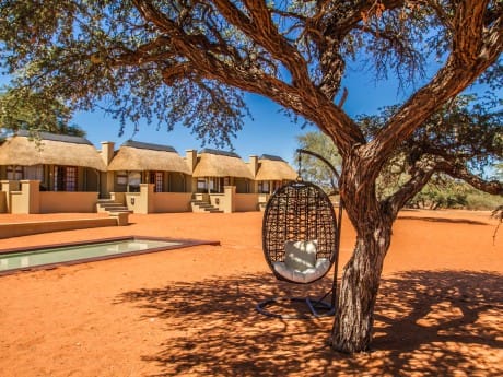 Intu Afrika Zebra Kalahari Lodge_Namibia