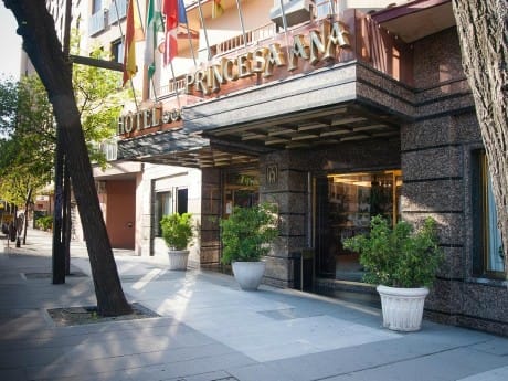 Außenansicht des Hotel Princesa Ana