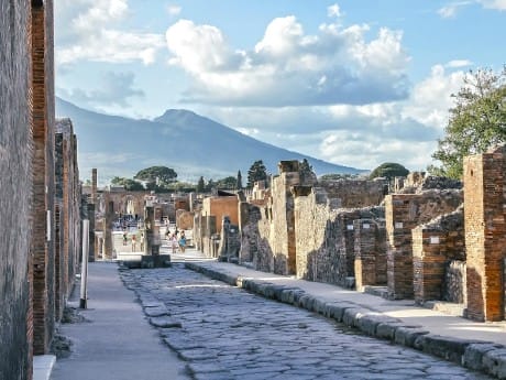 Italien - Pompeji mit Blick auf Vesuv