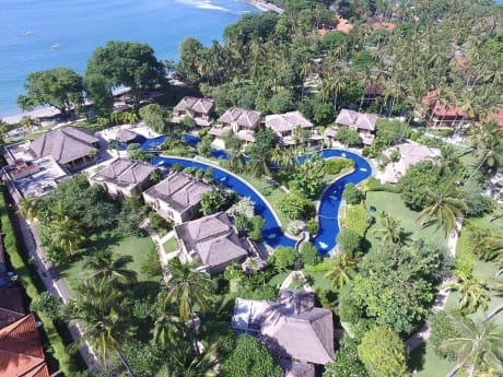 Poolanlage des Merumatte Senggigi