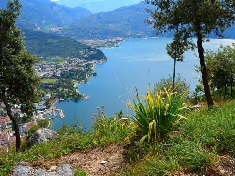 Italien-Gardasee-Aussicht-Riva