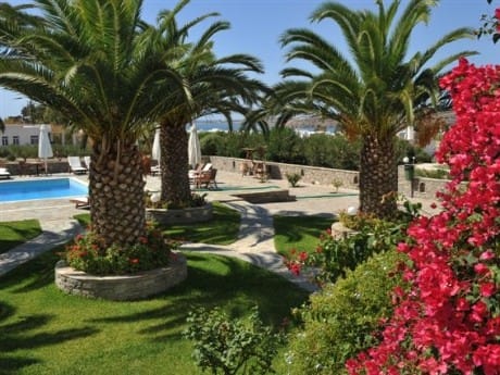 Hotel Eri Paros Garten