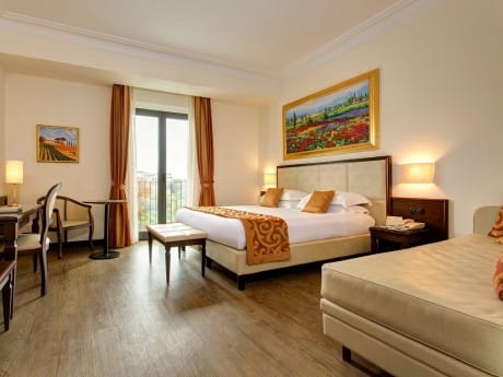 Zimmer- Hotel Athena