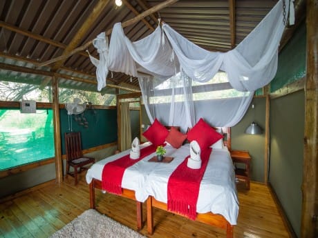 Sunway Botswana Okavango Guma Lagoon Cam