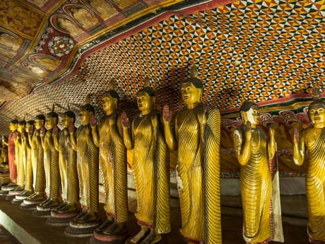 Statuen in Dambulla