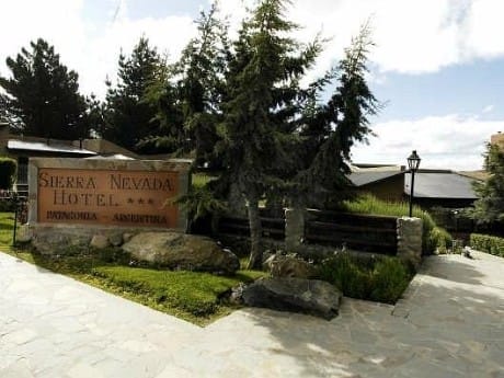 Hotel Sierra Nevada Eingang