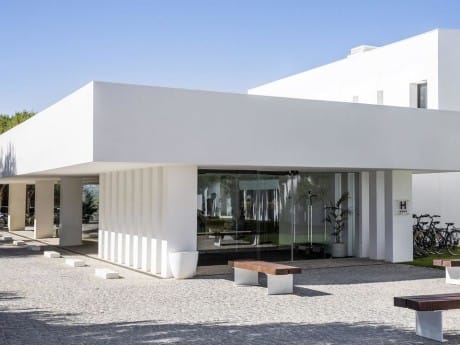 Exterior des Memmo Baleeira Hotel